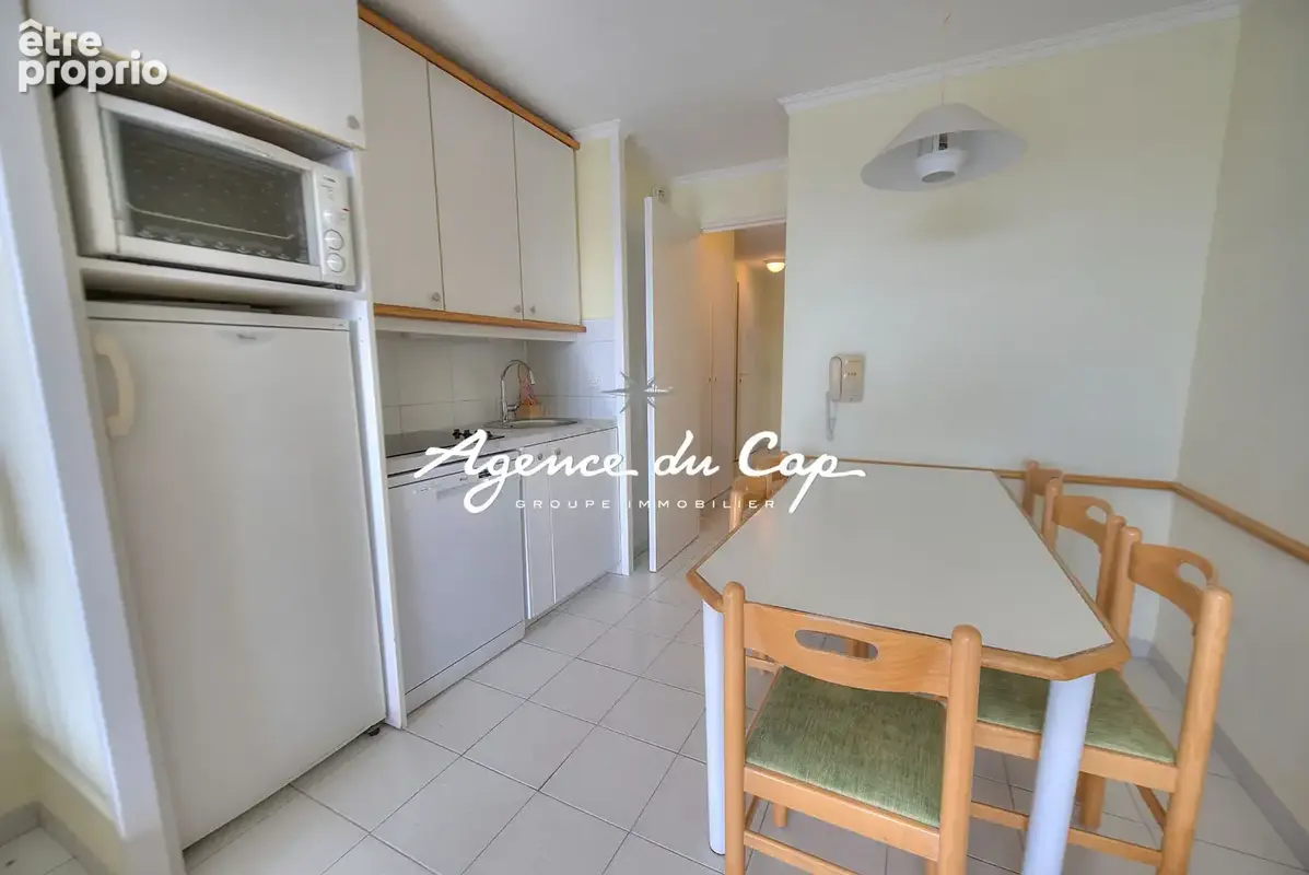Appartement vue mer 3 pieces 6/8 couchages dernier etage proche mer - photo 9