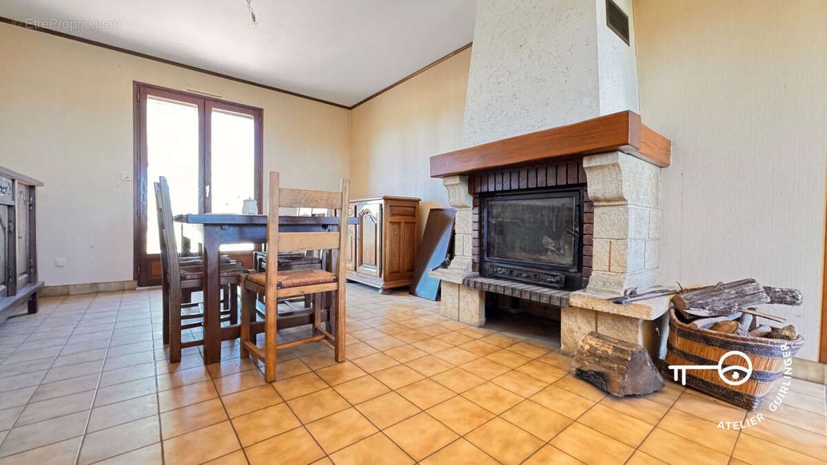 Maison à NEUNG-SUR-BEUVRON