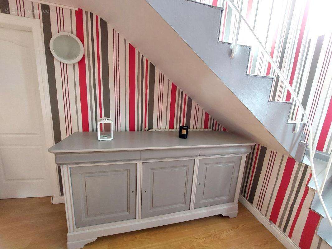 Maison 155 m² à Saint-Ave  - photo 5