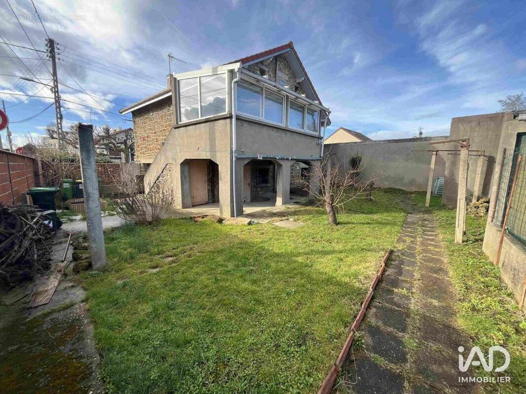 Photo 2 - Maison à PARAY-VIEILLE-POSTE