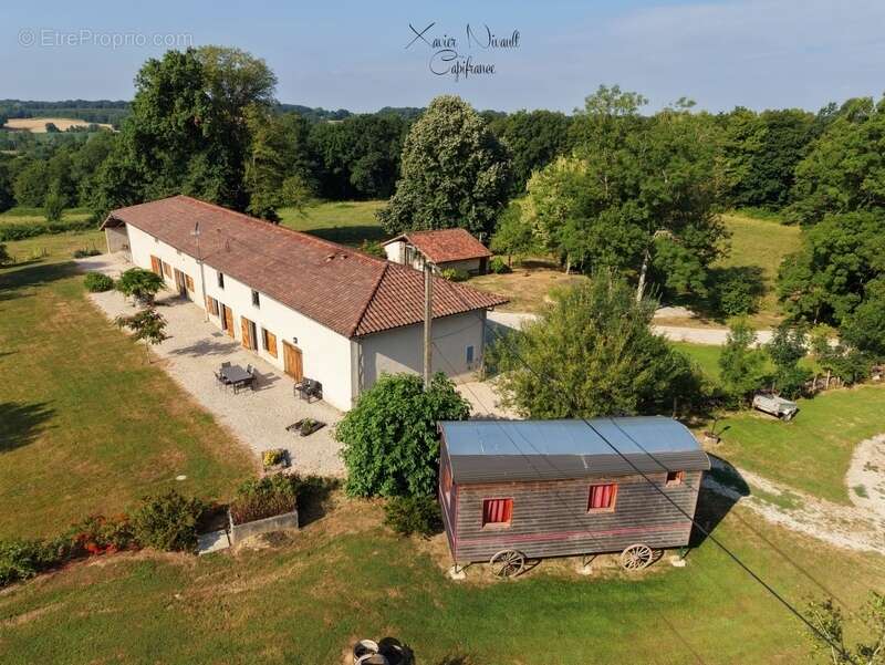 Maison à vendre 11 pièces proche de LOUHANS (71) - photo 2
