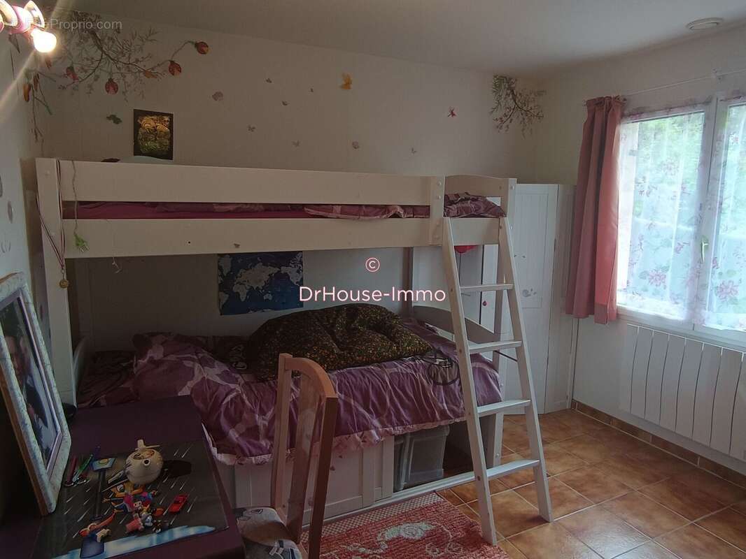 Maison à VAUX-SUR-SEINE