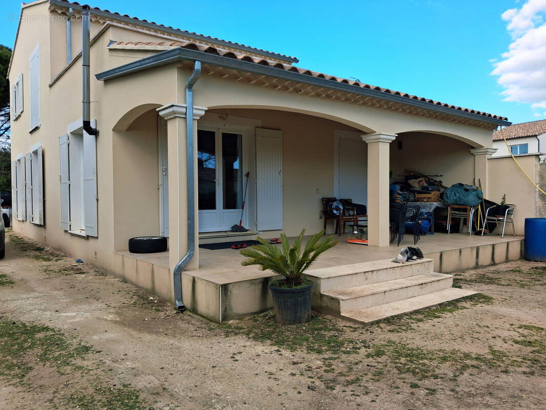 Maison à BOLLENE