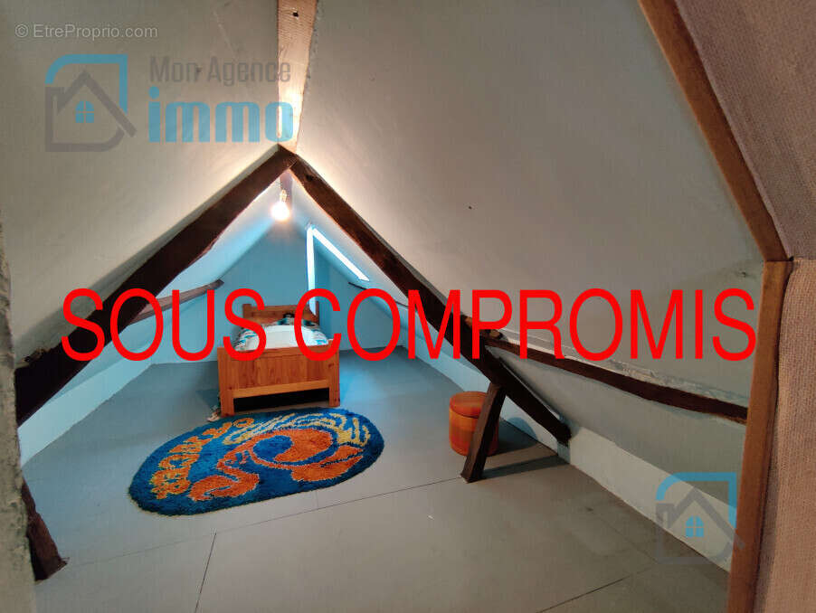 Maison à MEHUN-SUR-YEVRE