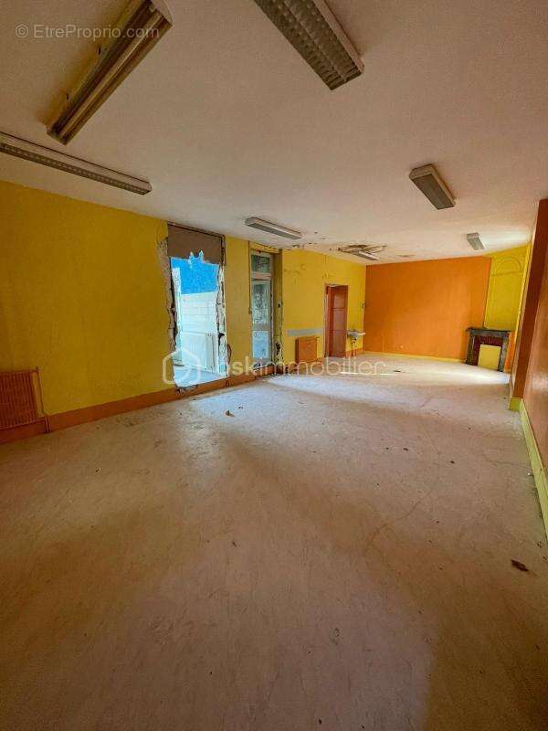 Maison à BARBEZIEUX-SAINT-HILAIRE