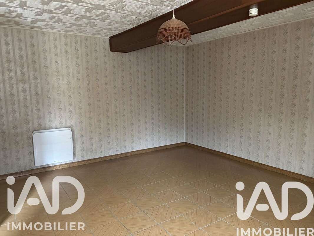 Photo 3 - Maison à LOMBRON