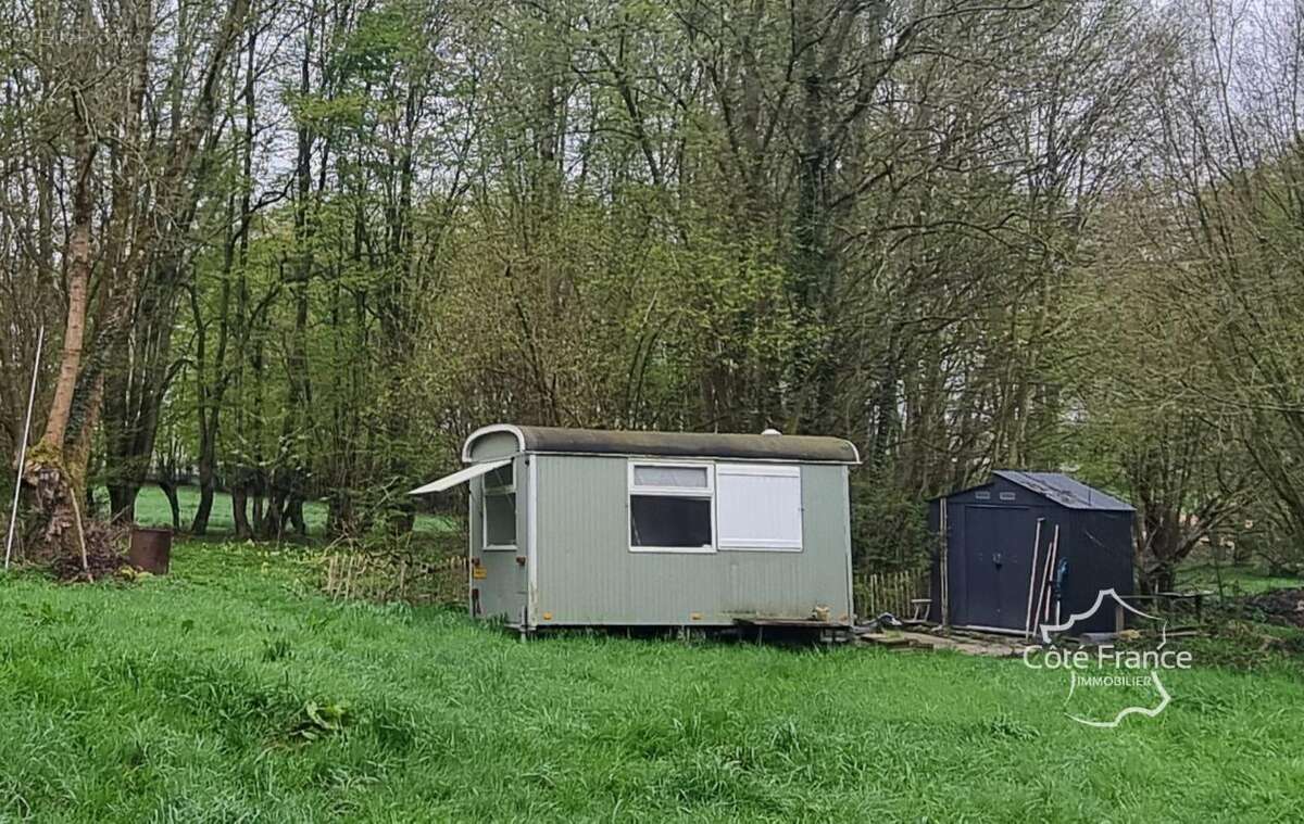Maison à THENAILLES
