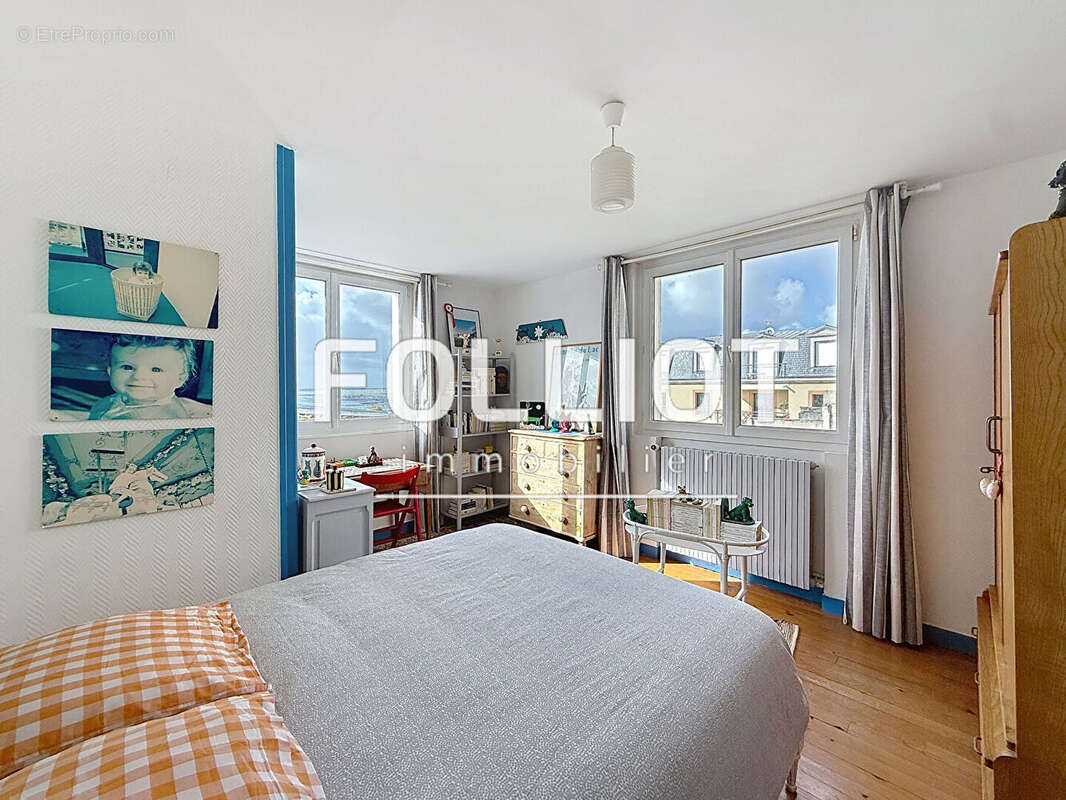 Maison à SAINT-PAIR-SUR-MER