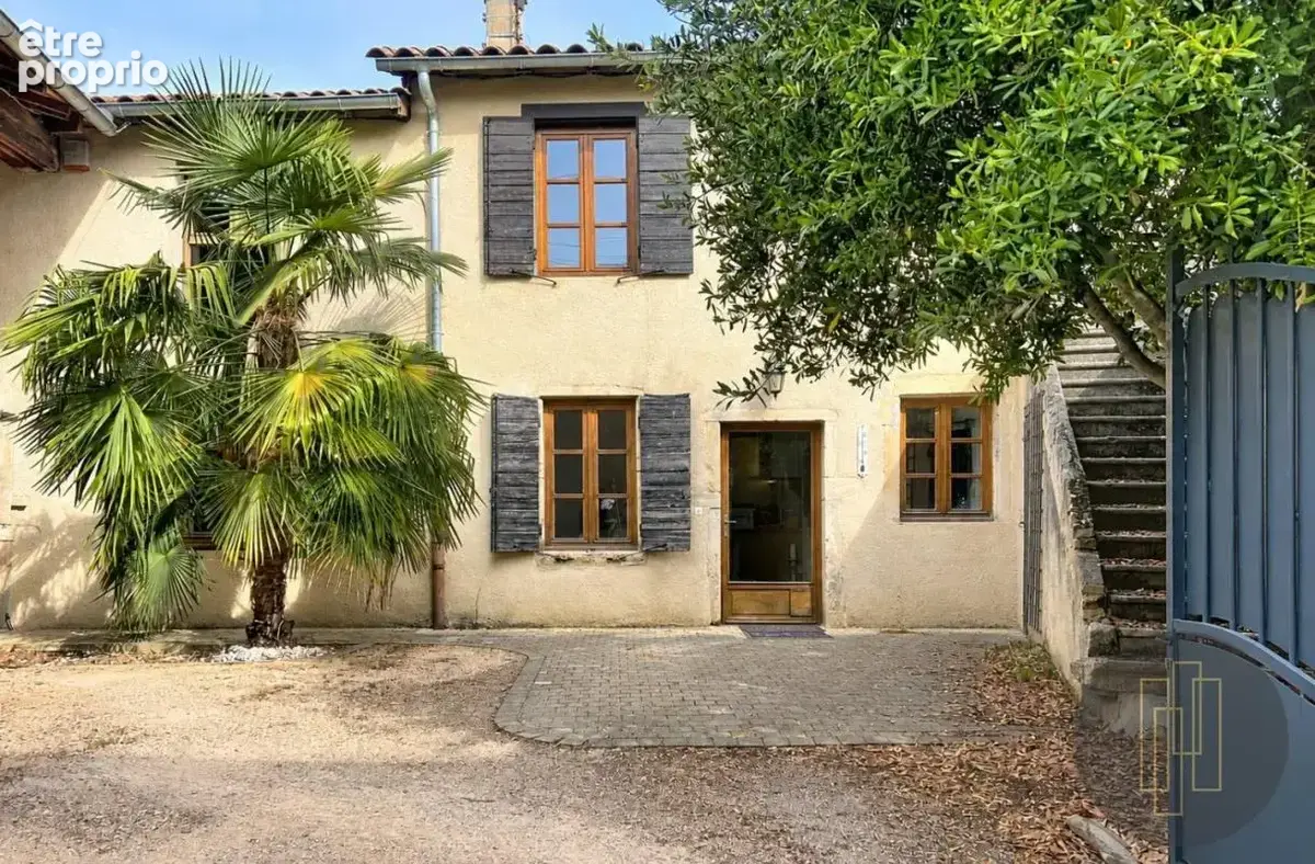 Photo Maison à Saint-Georges-De-Reneins au prix de 350 000€