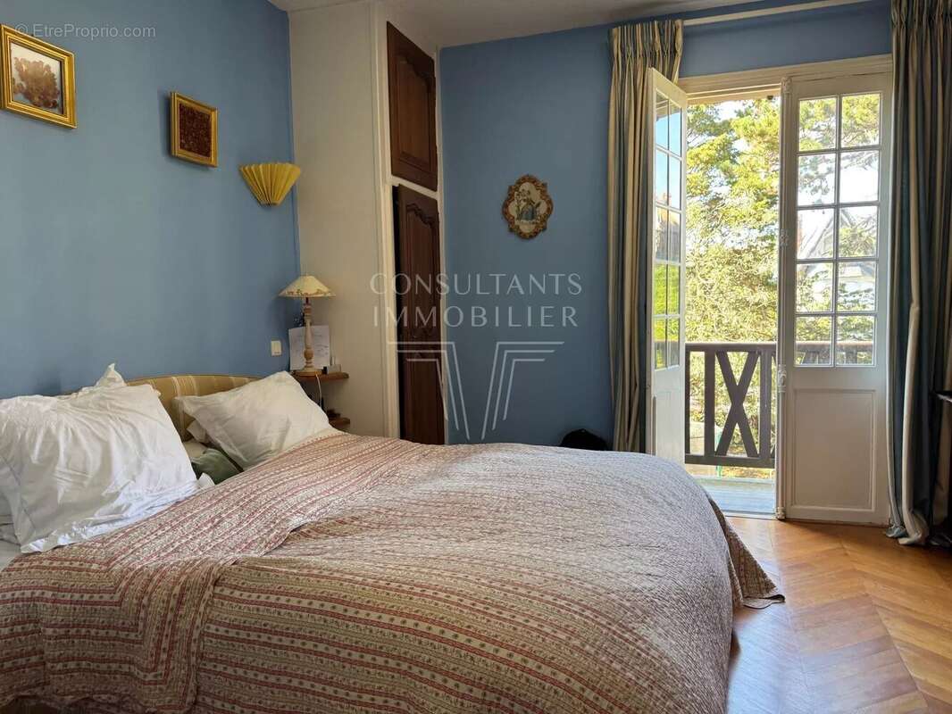 Deauville. superbe propriété 11 pièces. parc 1 200 m² - photo 11