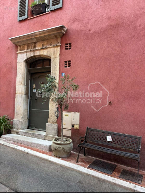 Duplex Vieux village Mouans Sartoux 5 pièce(s) 130 m² (97 m²LC) - photo 16