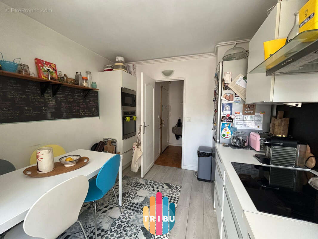 Appartement traversant de 95 m2 avec terrasse et double box   Résidence Le Méditerranée, Marseille - photo 9