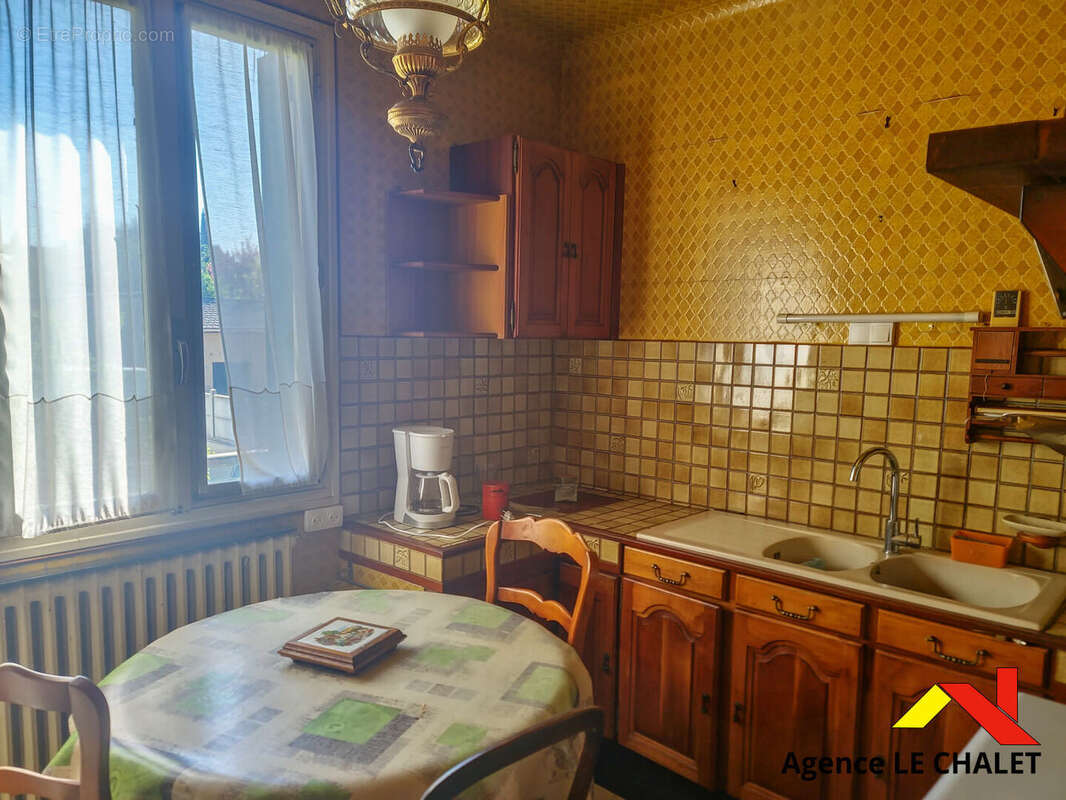 Maison à VILLENEUVE-LE-ROI