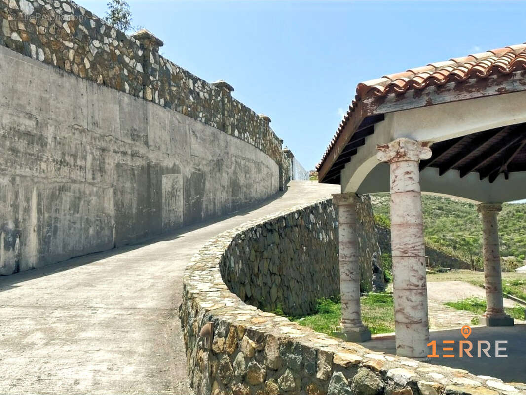 Maison à SAINT-MARTIN