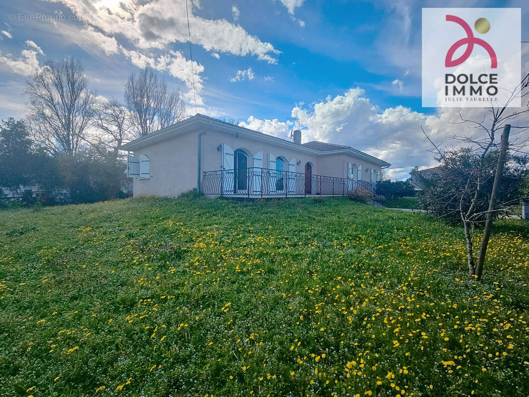 Maison à BLANQUEFORT