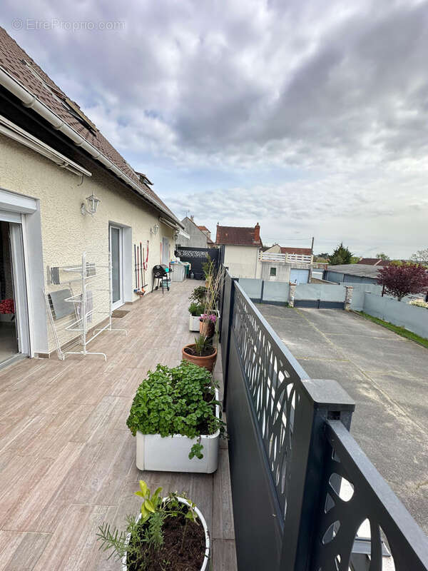 Maison à LISSES