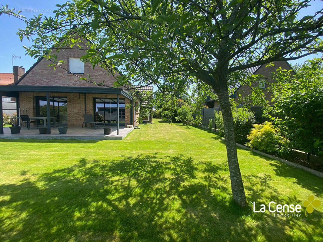 CAMPHIN-EN-PEVELE- Superbe maison individuelle en semi plain-pied - photo 8