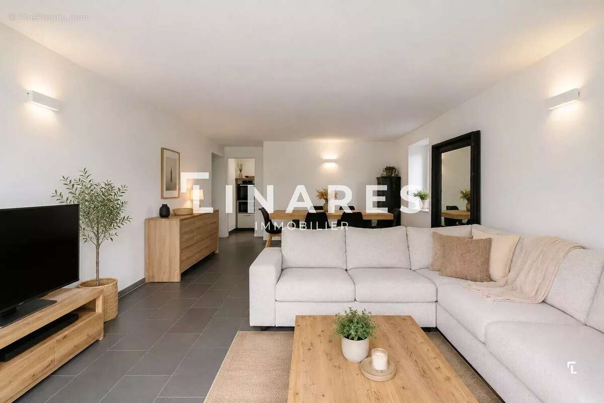 LA FAMILIALE - Maison T3 de 100 m2 - Jardin - Terrasse - Cassis 13260 - photo 3