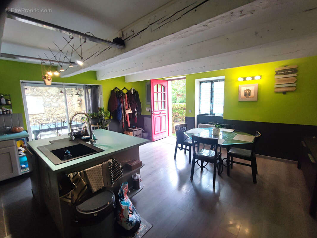 Maison à CUXAC-D&#039;AUDE