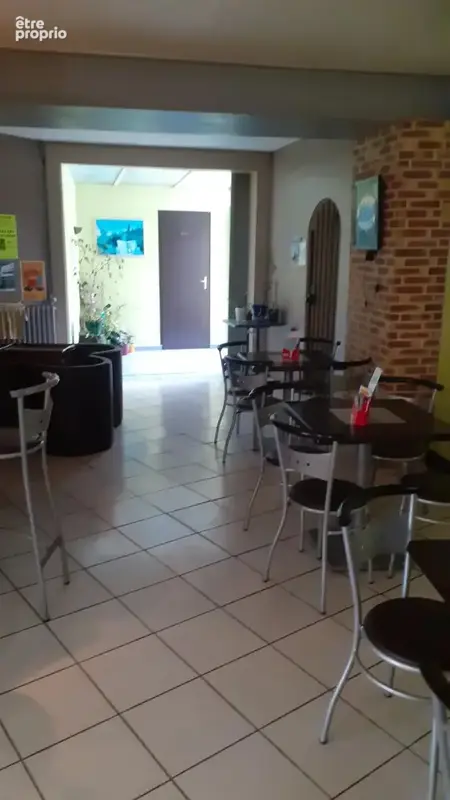 PRIX EN BAISSE  Immeuble avec commerce - photo 2
