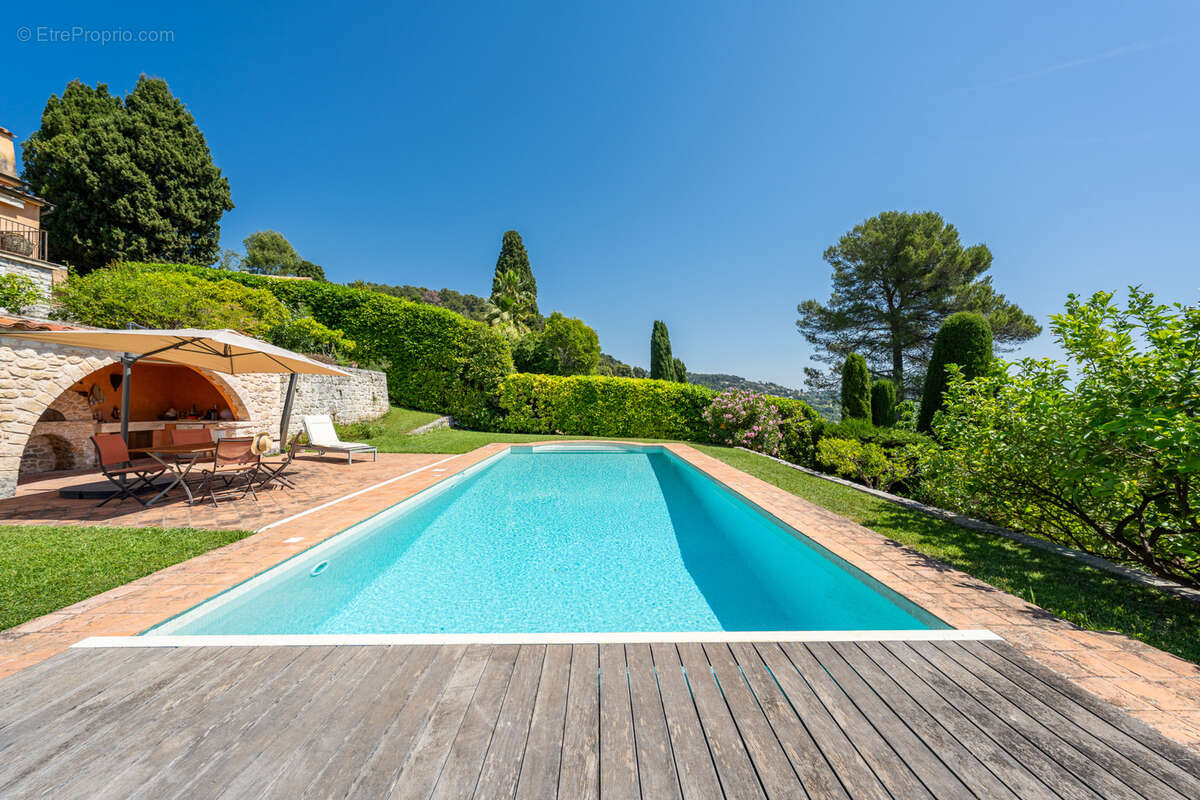Maison à LA COLLE-SUR-LOUP
