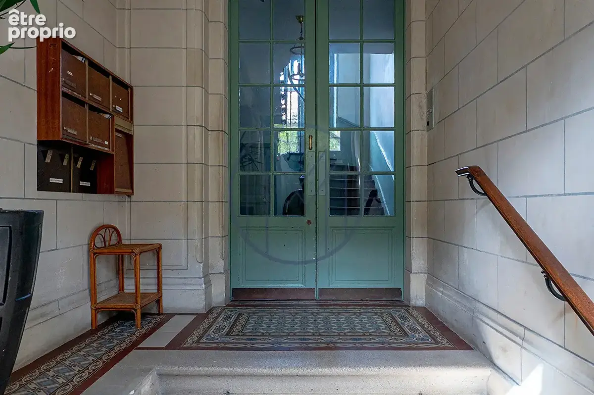 VERSAILLES - CHANTIERS/MAIRIE - 6 Pièces - Refait avec goût - Charme de l'ancien - photo 11
