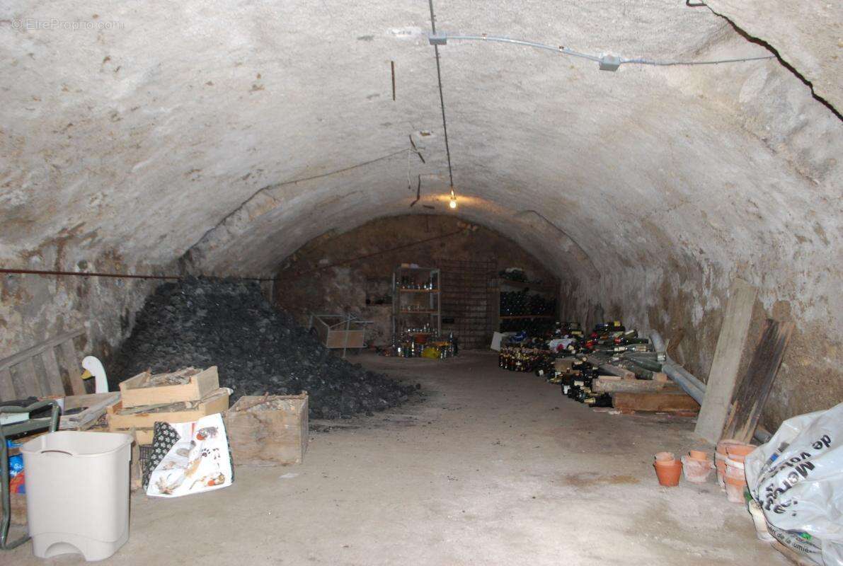 Maison à COSNE-COURS-SUR-LOIRE