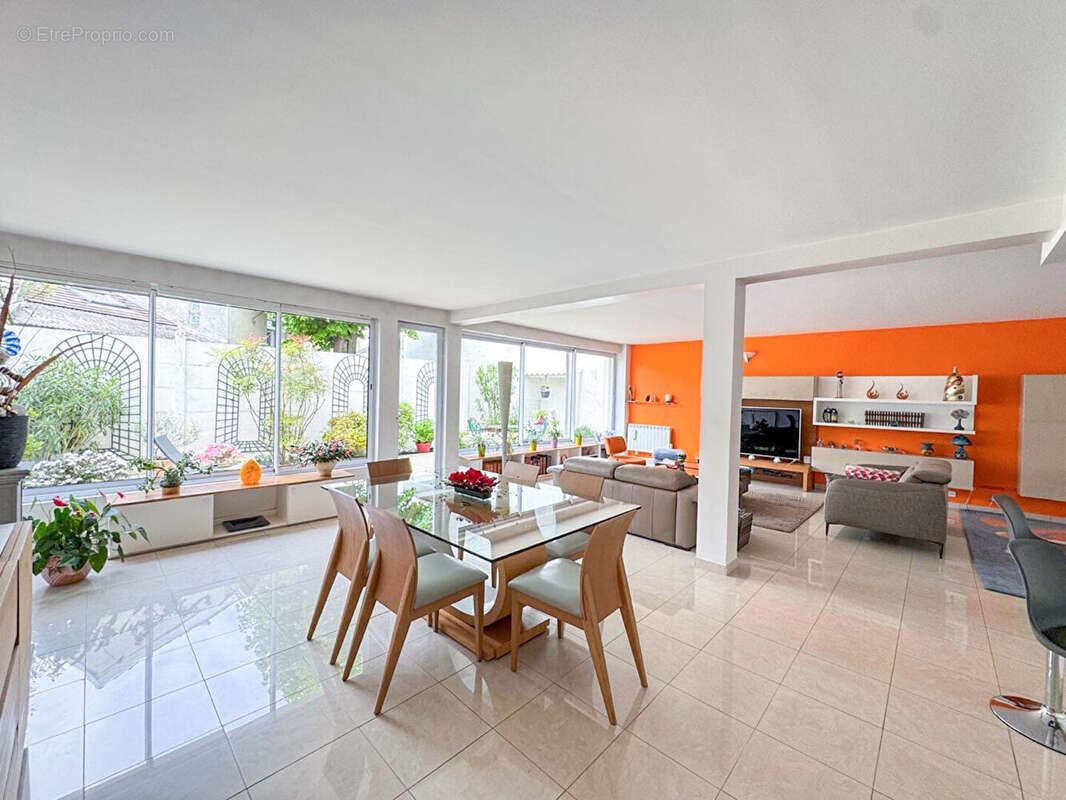 Appartement à MELUN