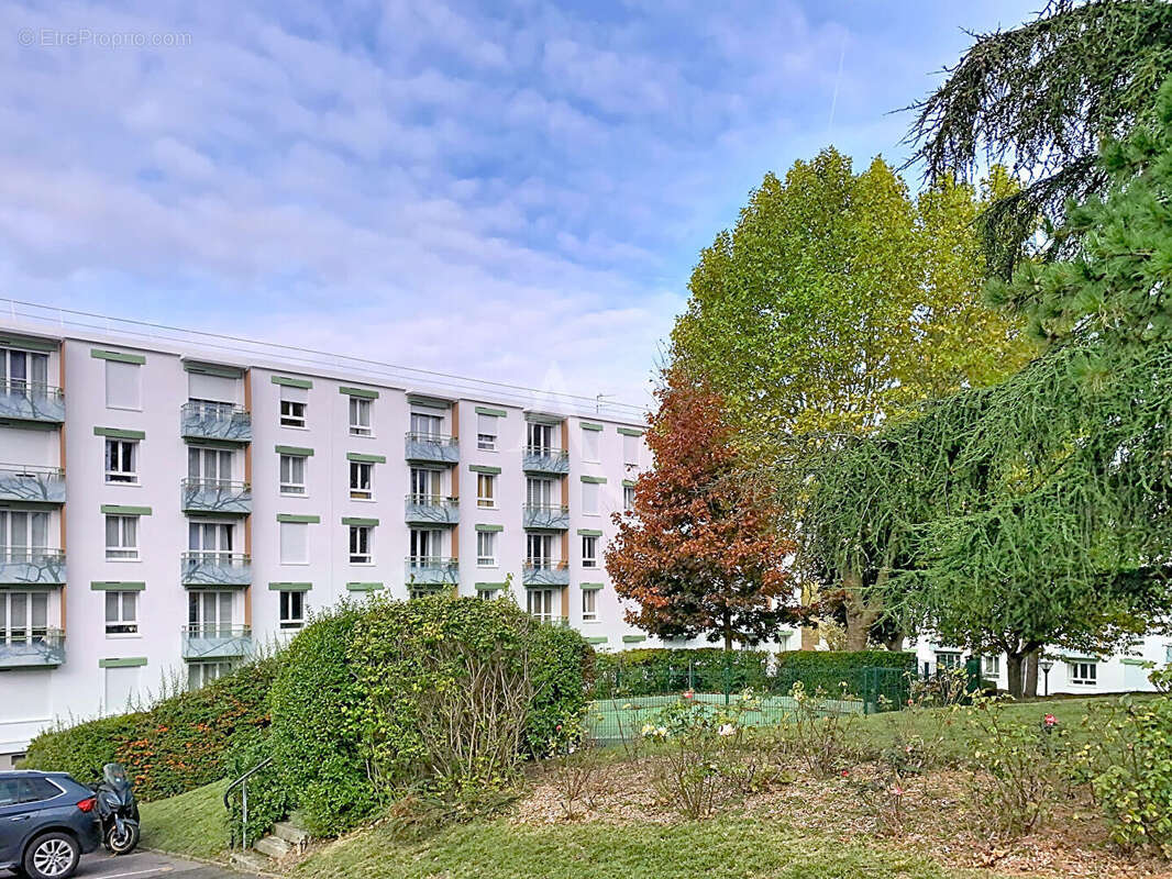 Appartement à RUEIL-MALMAISON