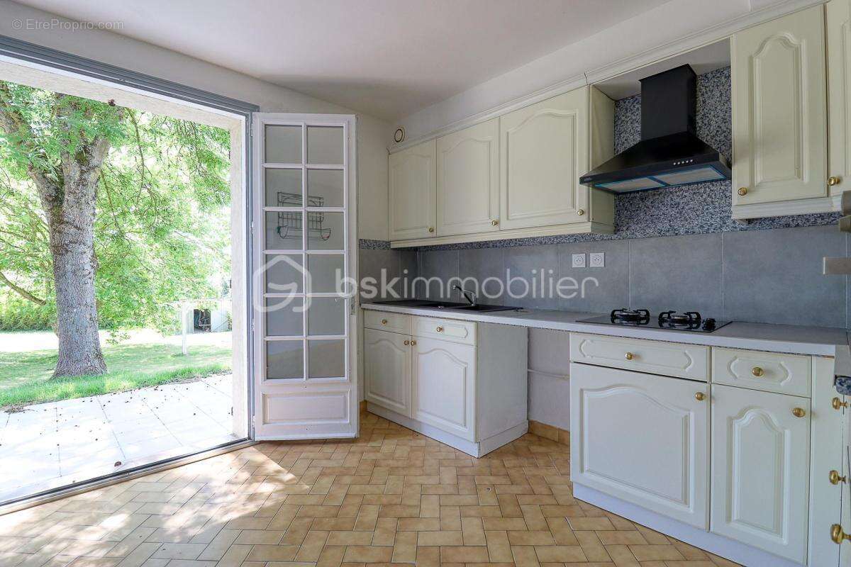 Maison à BEAUVAIS