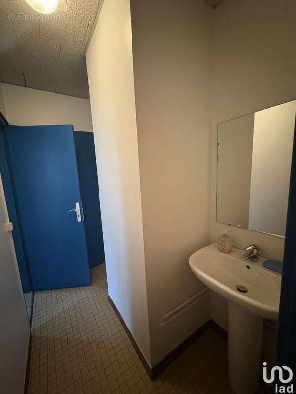 Photo 8 - Commerce à CHARTRES