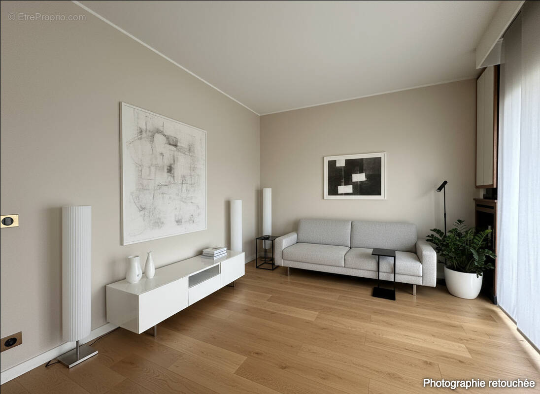 Appartement à NEUILLY-SUR-SEINE