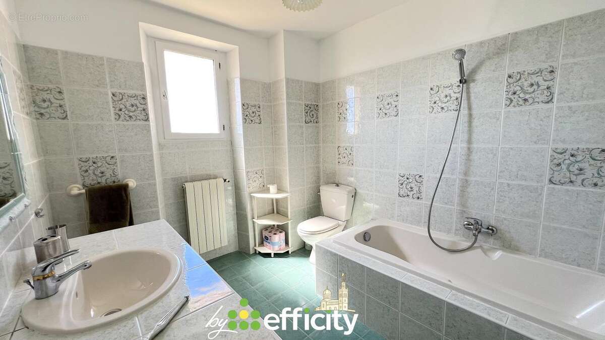 Maison à MARSEILLE-13E