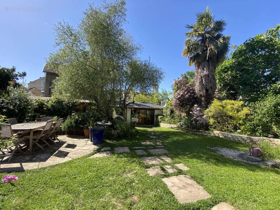 Maison à CHATELLERAULT