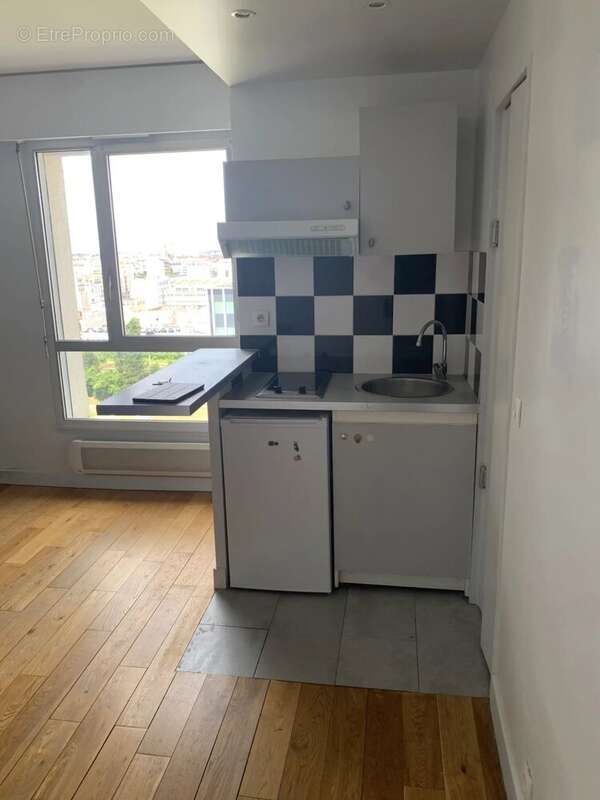 Appartement à COURBEVOIE
