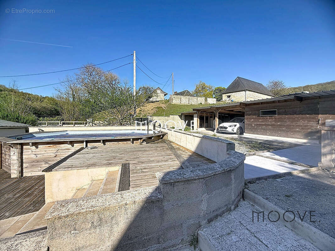 Maison à SAINT-PIERRE-DE-VARENGEVILLE