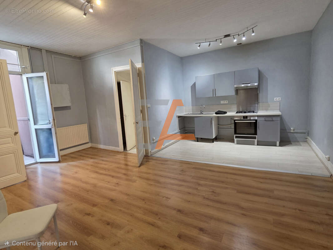 Appartement à SAINT-ETIENNE