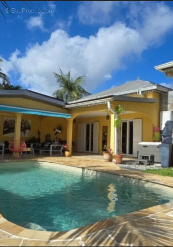 Maison à SAINTE-MARIE