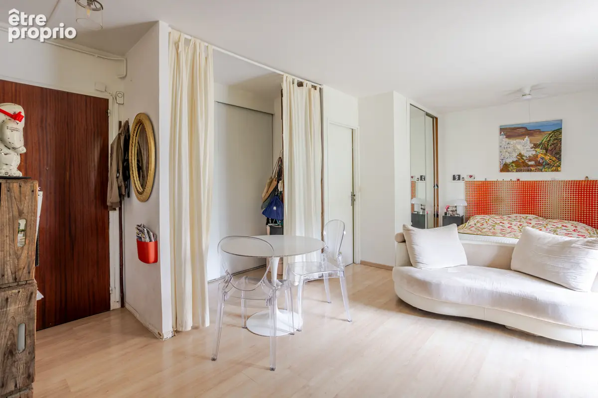 Grand studio 32 m² avec balcon au calme - photo 6