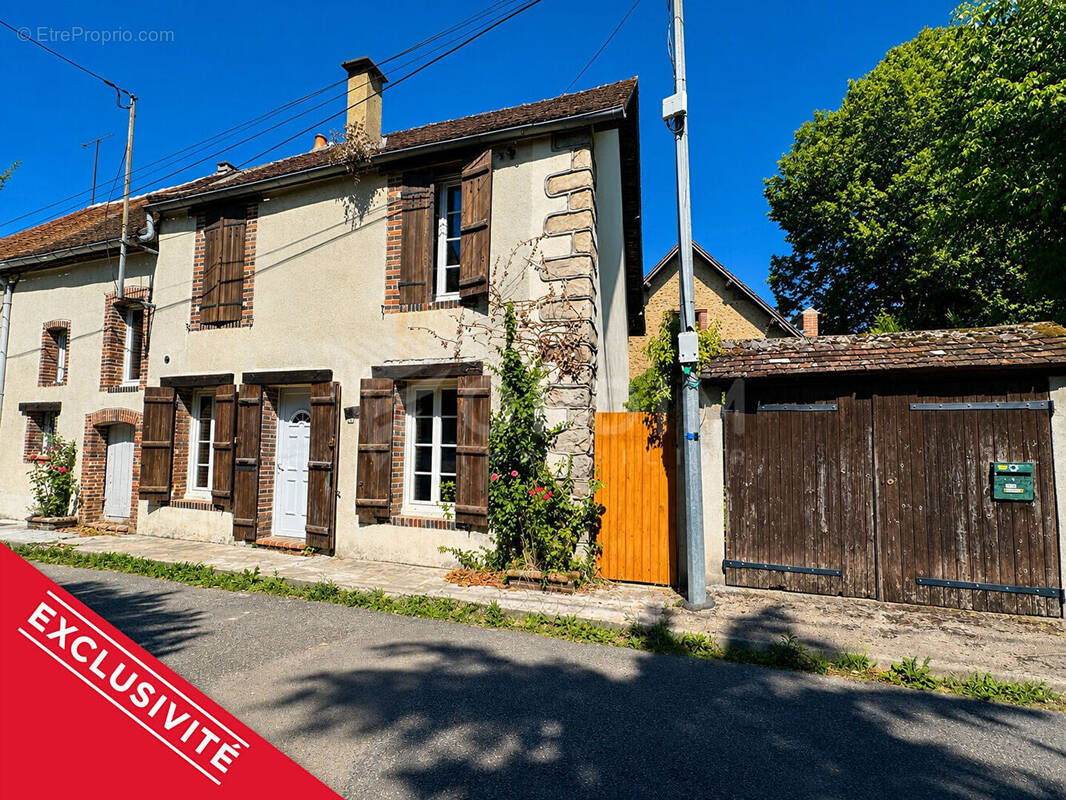 Maison à CEZY