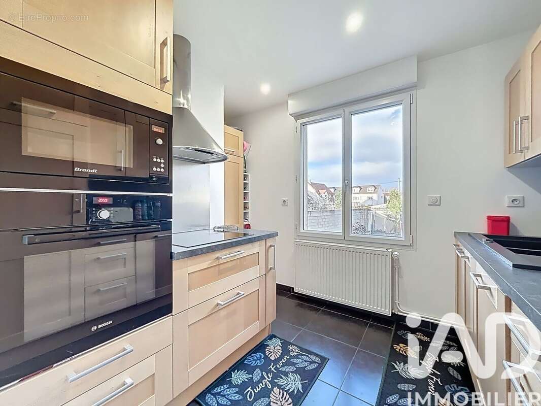 Photo 5 - Maison à PONTAULT-COMBAULT