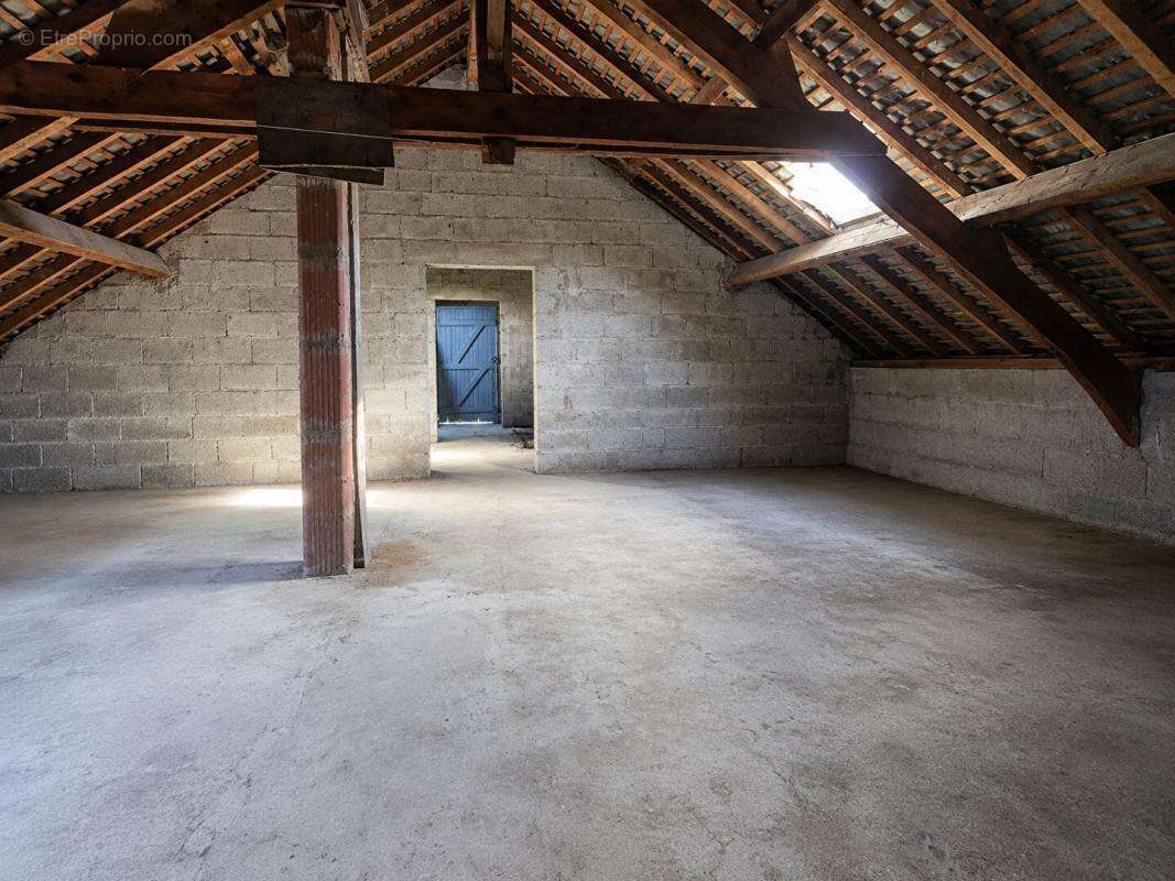 Maison à CAMPBON