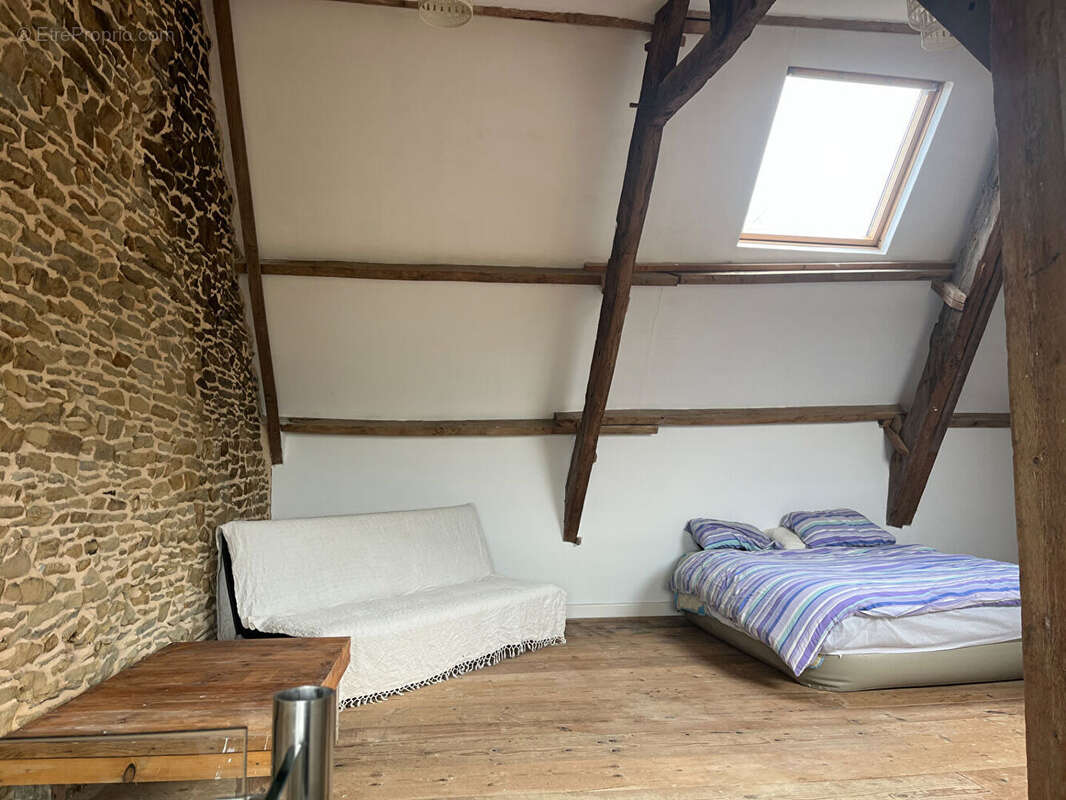 Maison à NAIZIN