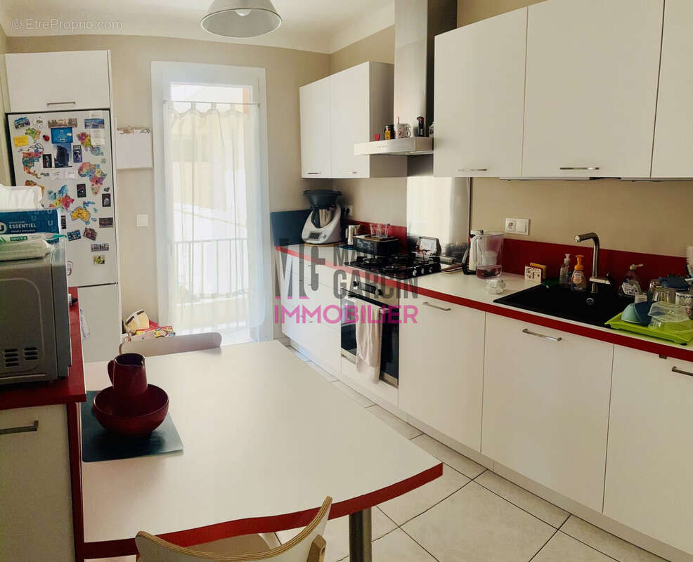 Appartement à CHATEAURENARD