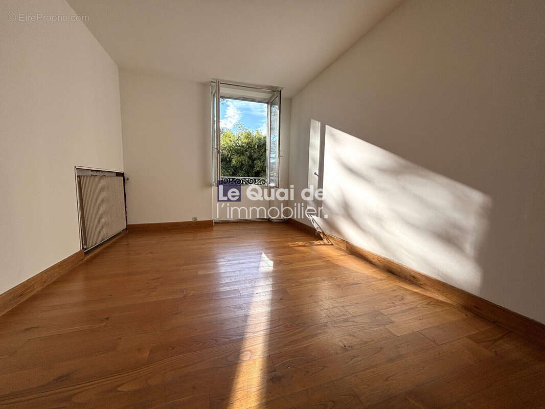 Maison à SAINT-EGREVE