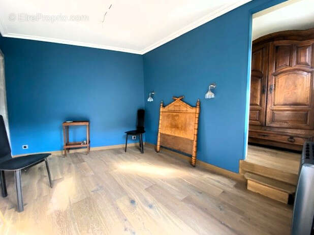 Maison de charme de 79,21 m2 habitables et de 88 m2 au sol avec cheminee, dependance/serre de 12m2 et jardin - photo 13