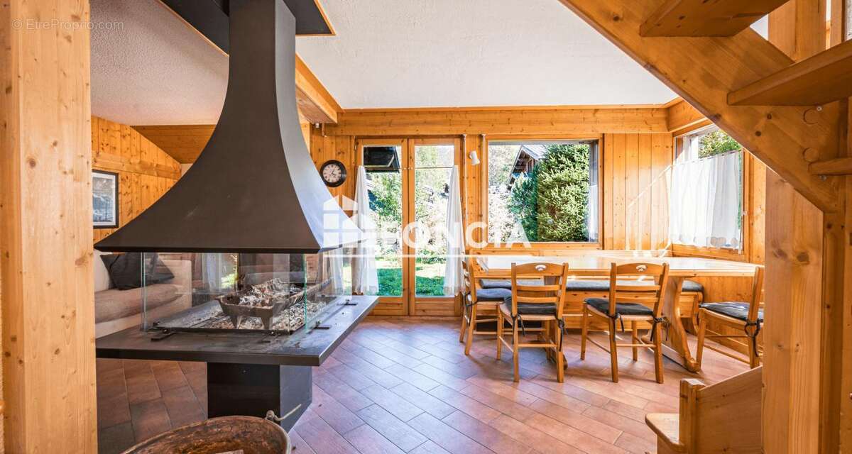 Maison à LES HOUCHES