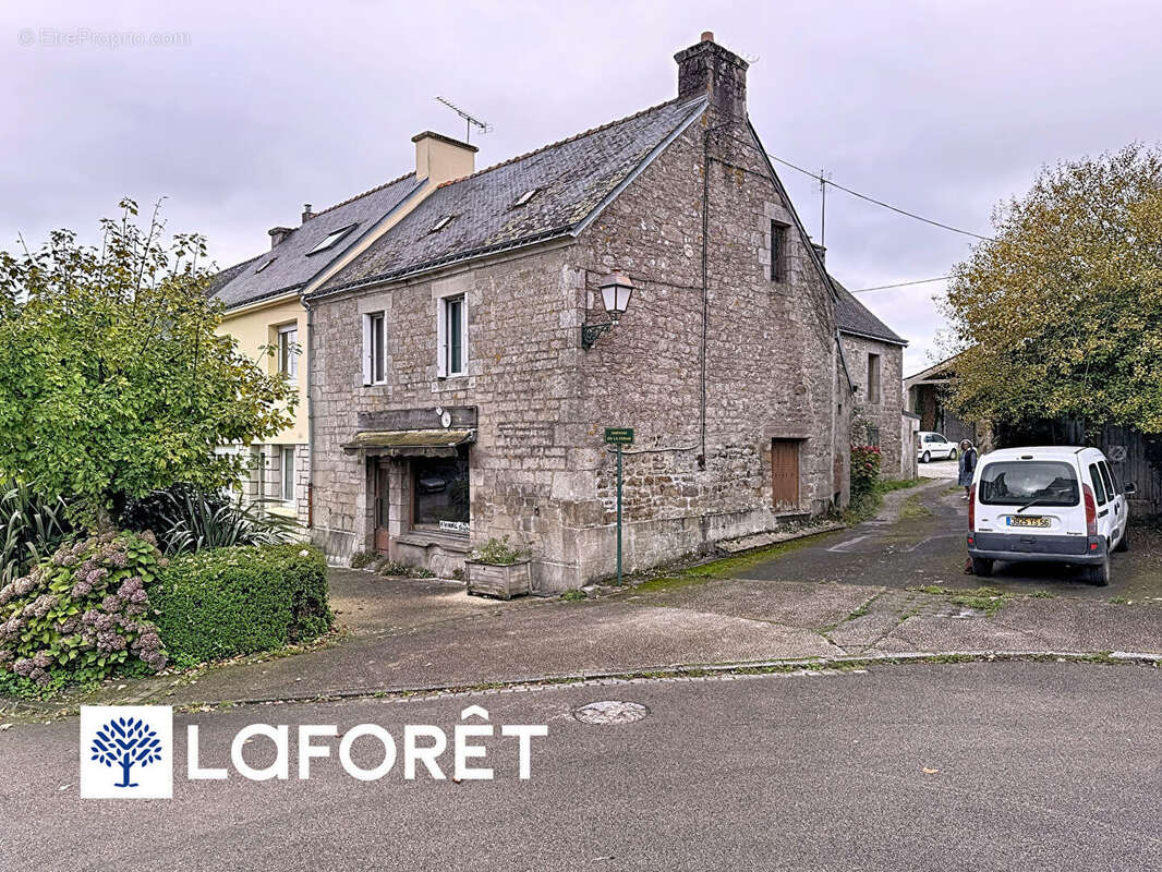 Maison à KERNASCLEDEN