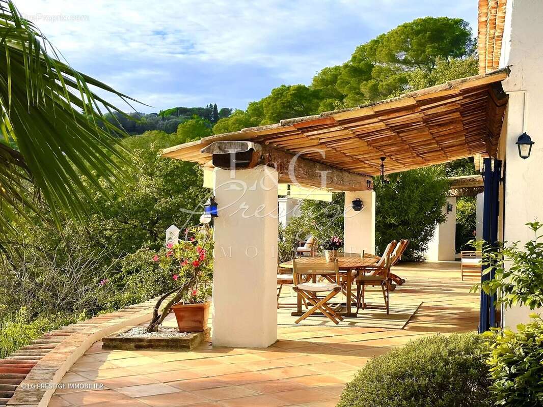 Maison à MONTAUROUX