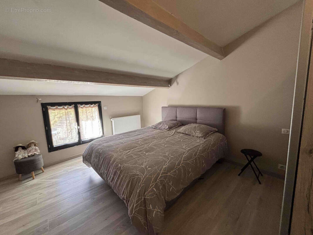 Maison à SAINT-ROMAN-DE-CODIERES